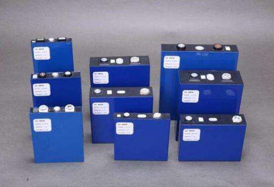 1GWh！中國鐵塔2021-2022年磷酸鐵鋰換電電池招標！