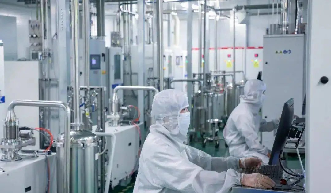 年產(chǎn)能達(dá)20萬片！瀚天天成碳化硅產(chǎn)業(yè)園二期項目竣工，三期產(chǎn)能預(yù)達(dá)140萬片！